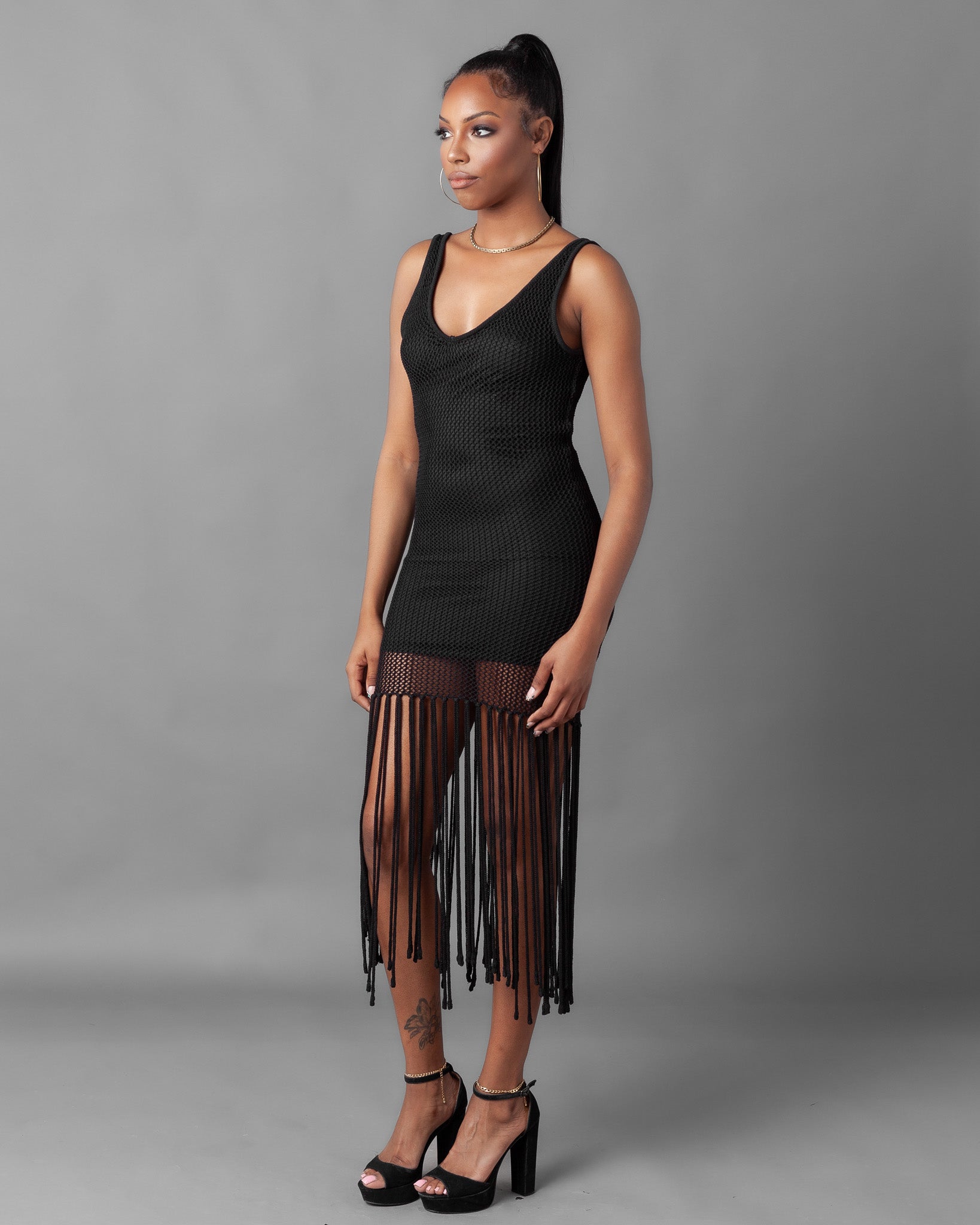 Odessa Crochet Knit Fringe Sleeveless Midi Dress – House of Miri